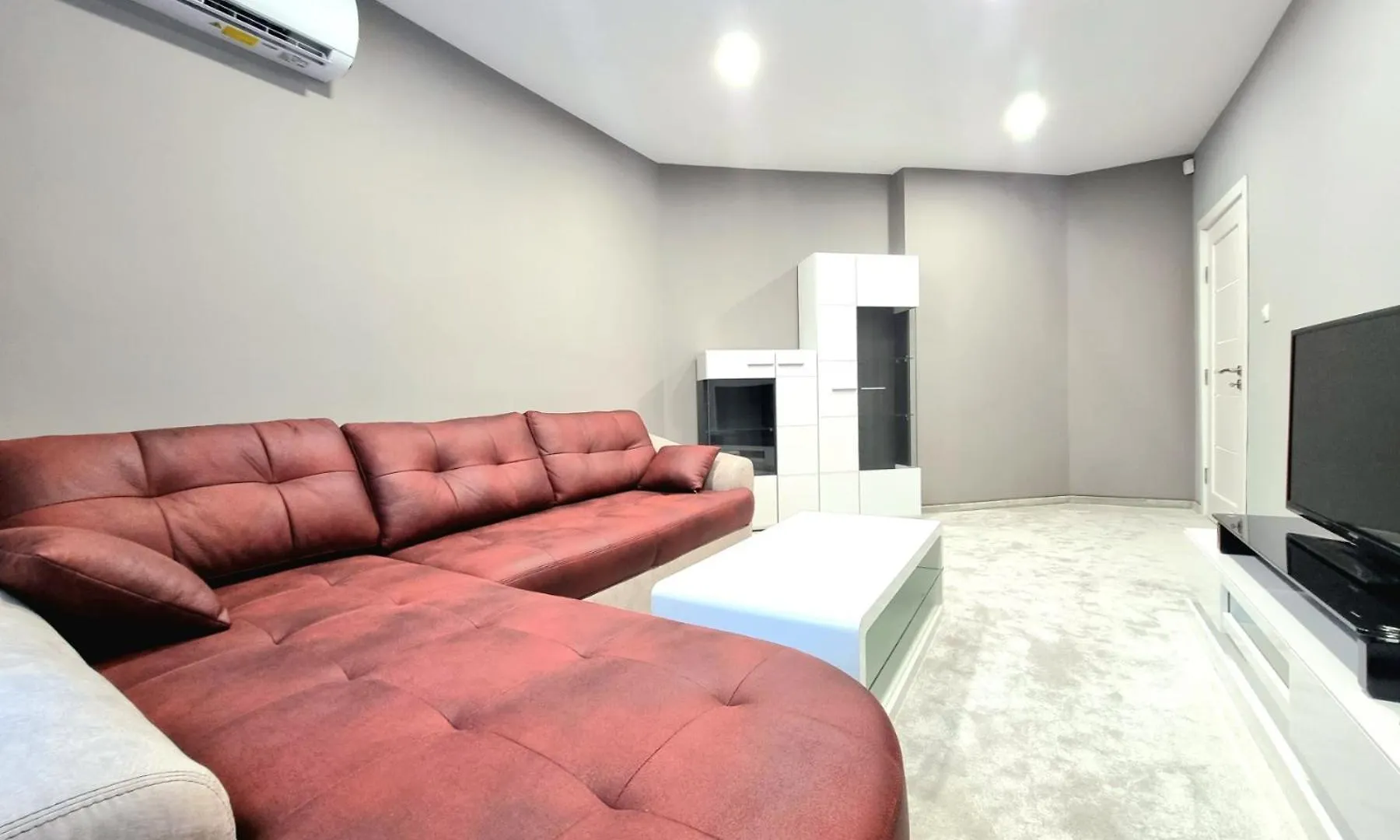 Alexandrovska - Super Centar Luxury Apartment Burgas