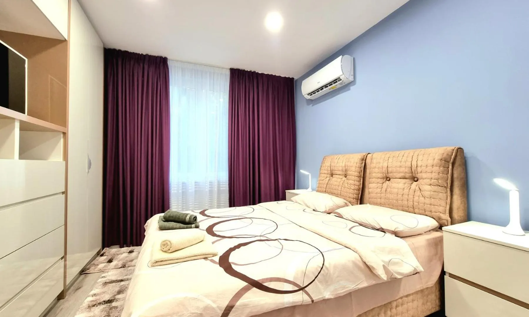 Alexandrovska - Super Centar Luxury Apartment Burgas 0*,