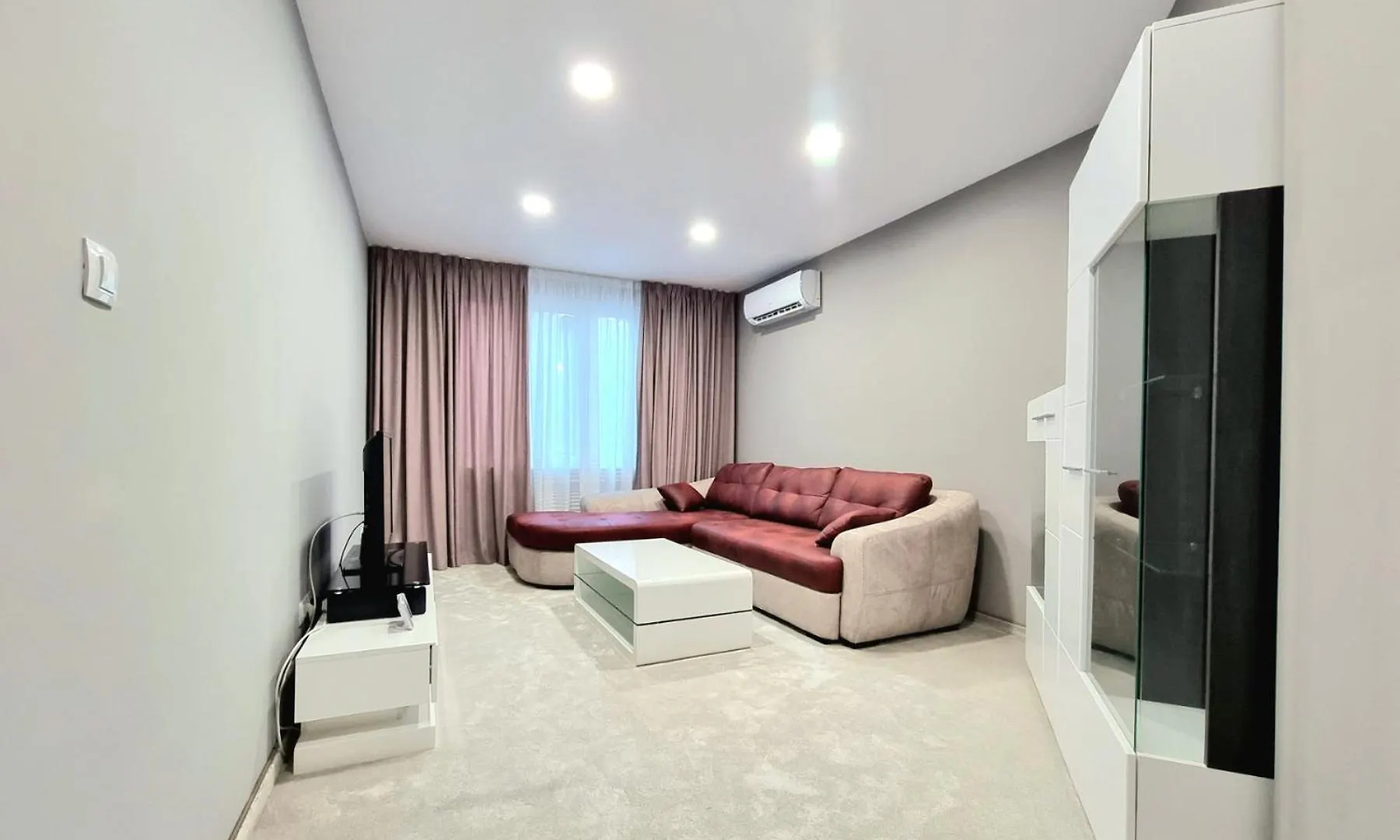 Alexandrovska - Super Centar Luxury Apartment Burgas