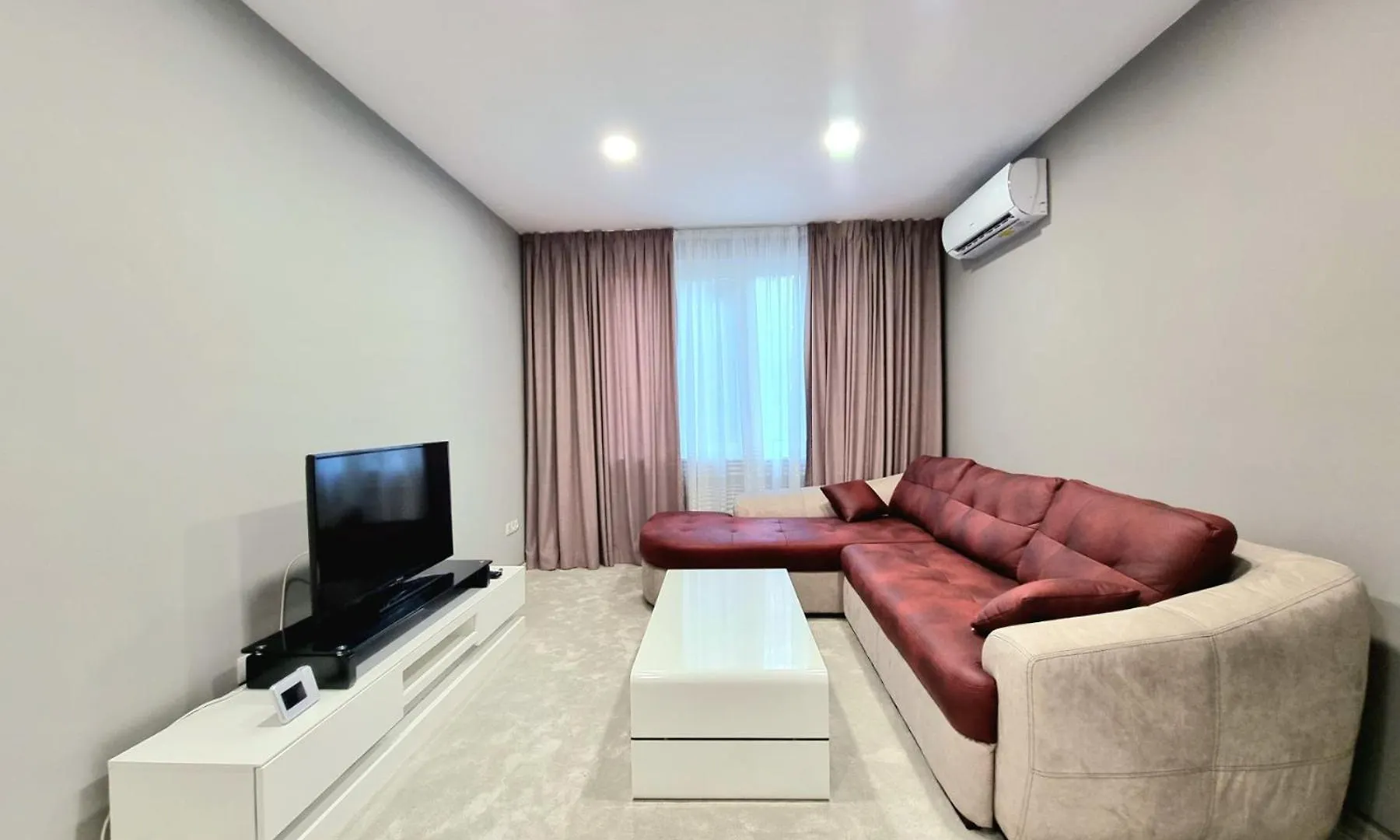 Alexandrovska - Super Centar Luxury Apartment Burgas Bulgaria